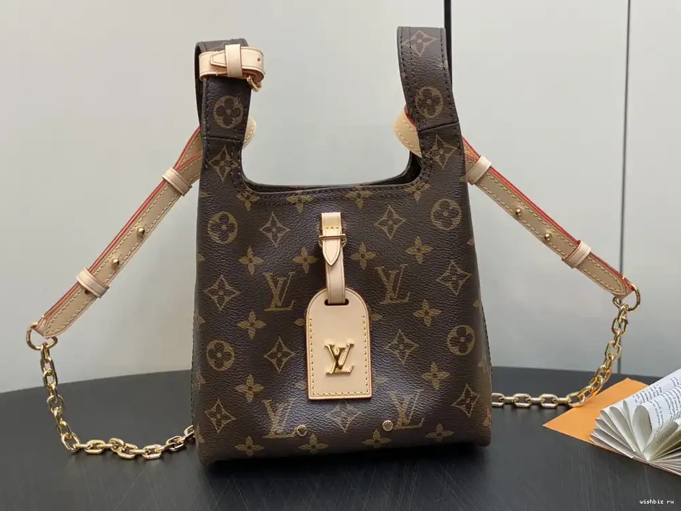 WIS LOUIS BB VUITTON Atlantis 0515